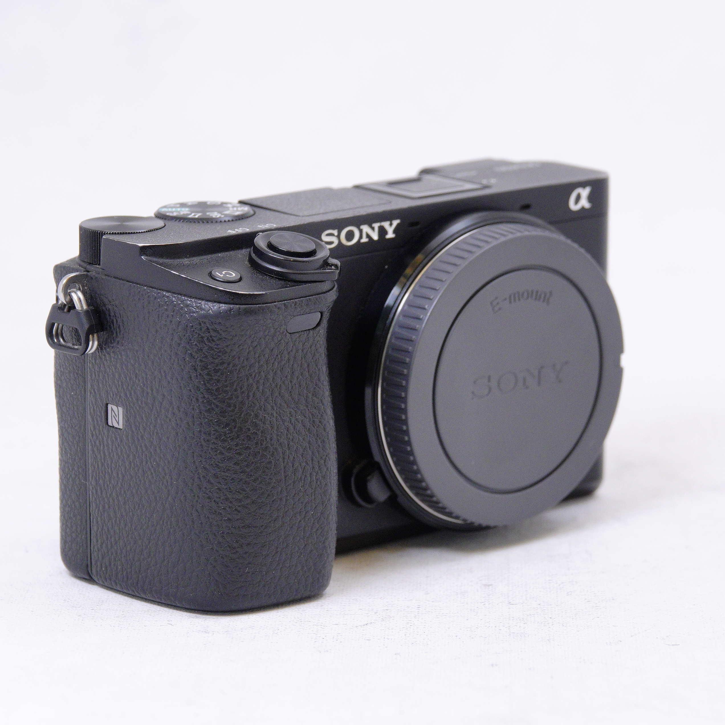 Sony A6400 (cuerpo) mas baterias y accesorios - Usado