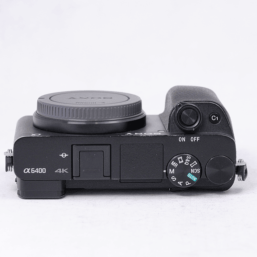 Sony A6400 (cuerpo) mas baterias y accesorios - Usado 9