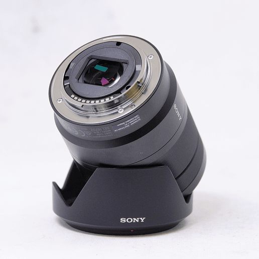 Sony Vario-Tessar T* E 16-70mm f/4 ZA OSS - Usado 4