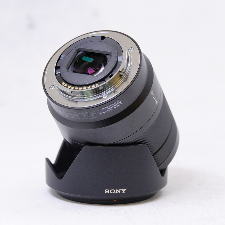 Sony Vario-Tessar T* E 16-70mm f/4 ZA OSS - Usado 4
