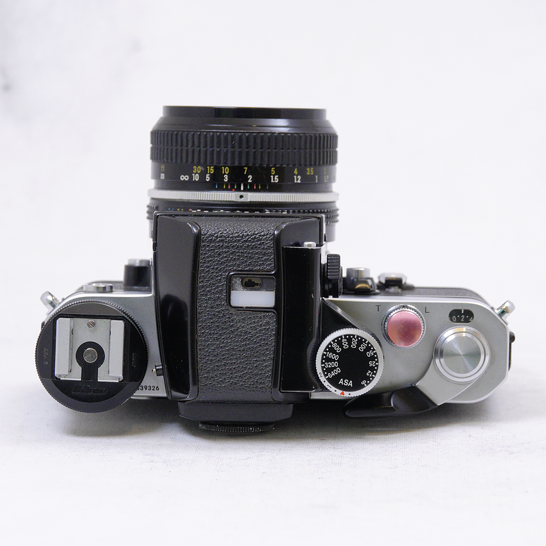 Nikon F2 Photomic con Nikkor 50mm f2 más accesorios - Usado 9