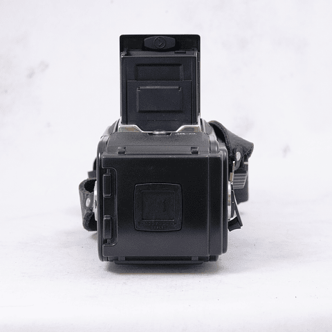 Hasselblad 501cm con Lente Carl Zeiss Plannar T* 80mm f2.8 y Back A12 6x6 - Usado