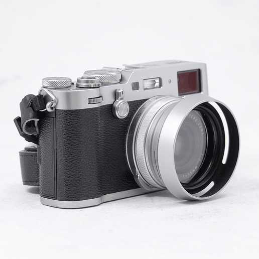 FUJIFILM X100F (silver) - Usado 3