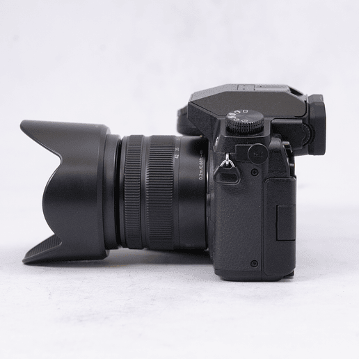 Panasonic Lumix G7 con lente Lumix 14-42mm más accesorios - Usado 8