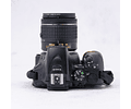 Nikon D5600 + 18-55mm + 70-300mm con accesorios - Usado