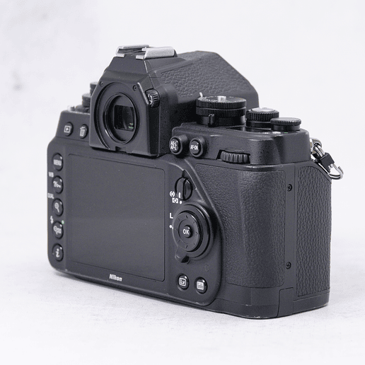 Nikon Df Negra mas bateria - Usado 5