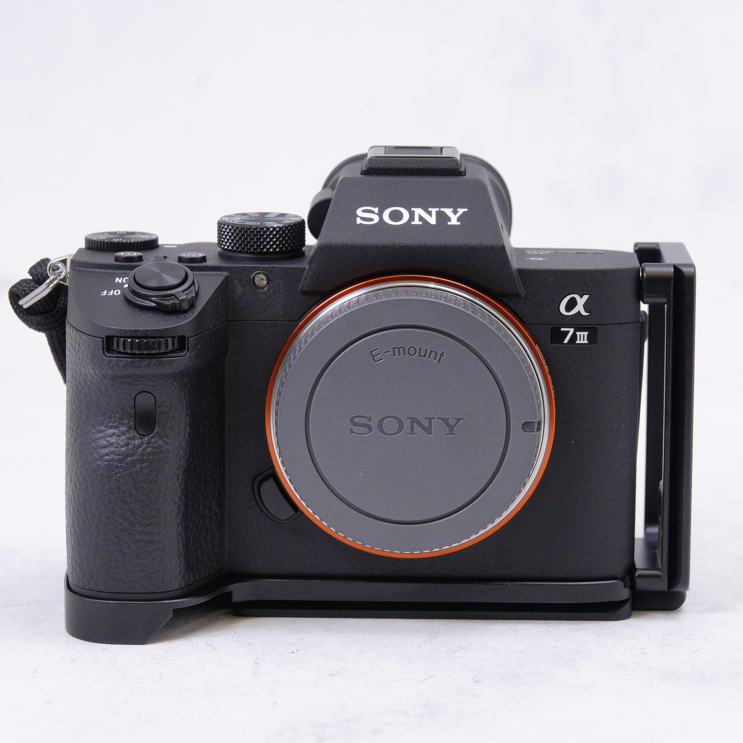 Sony a7 III con L plate mas SD 64GB y accesorios - Usado