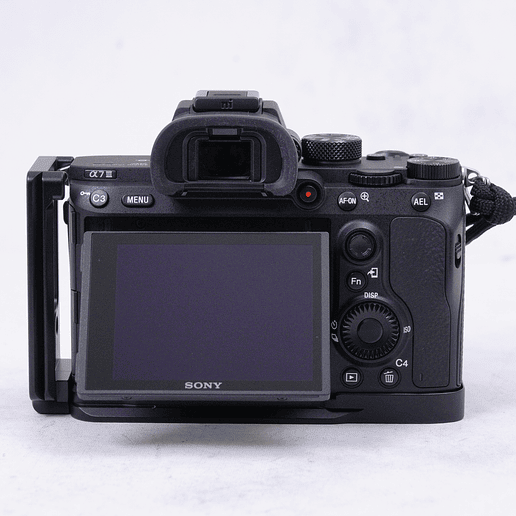 Sony a7 III con L plate mas SD 64GB y accesorios - Usado 6
