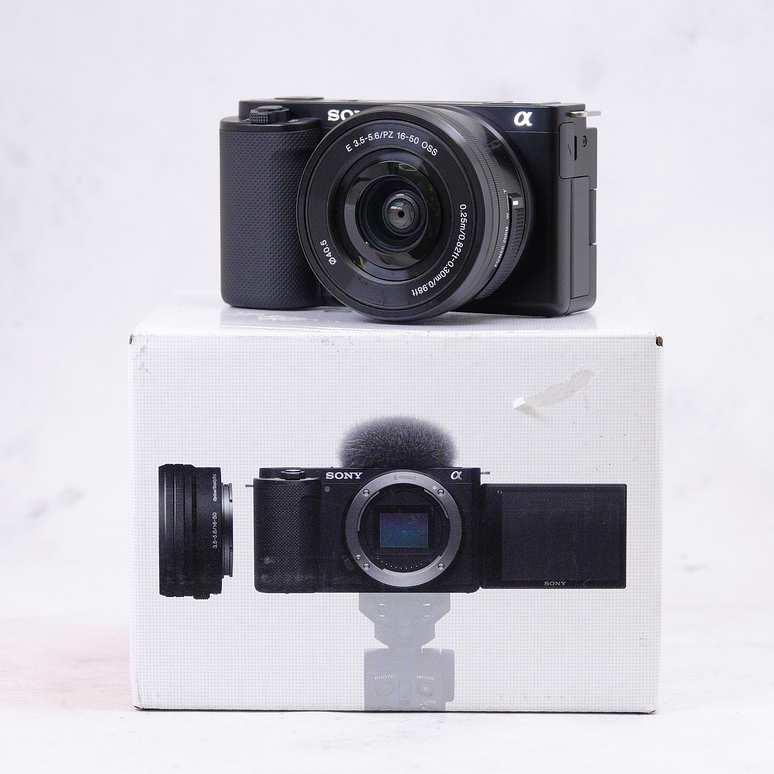 Sony ZV-E10 con lente de 16-50mm - Usado 12