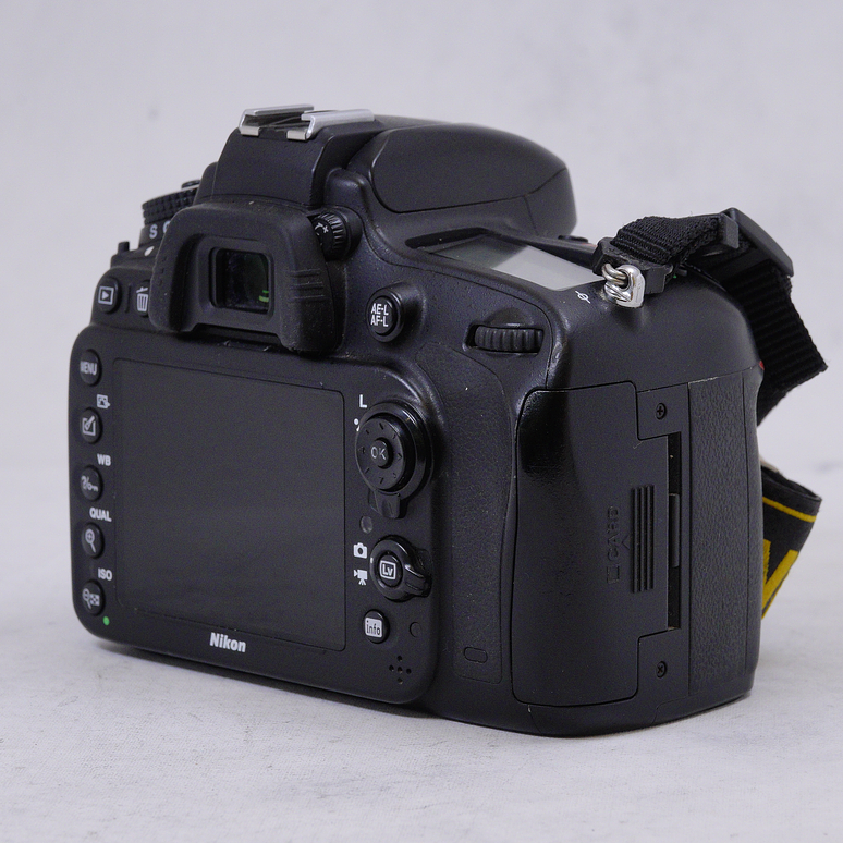 Nikon D600 DSLR Camara (Cuerpo) con accesorios - Usado 5