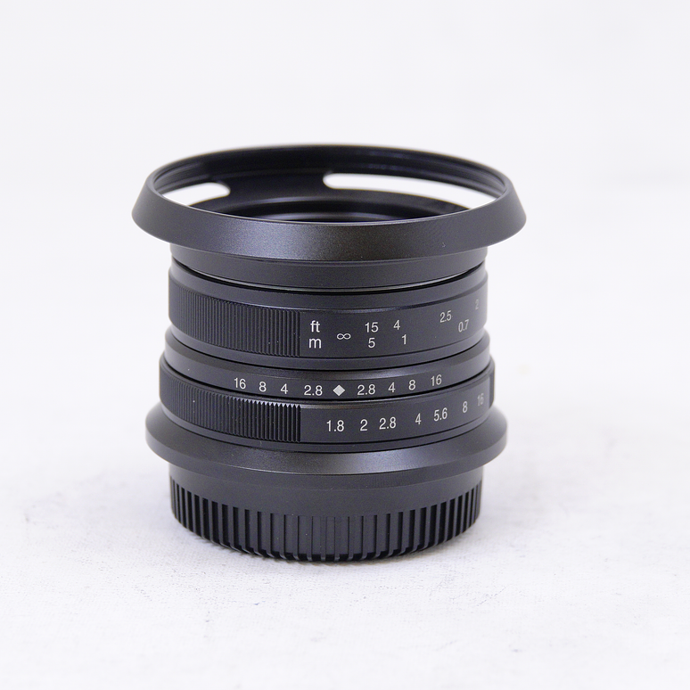 7artisans Photoelectric 25mm f/1.8 para Micro Cuatro Tercios - Usado 2