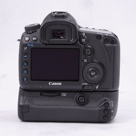 Canon EOS 5D Mark III con Grip BG-E11 y Batería LP-E6N original - Usado 6