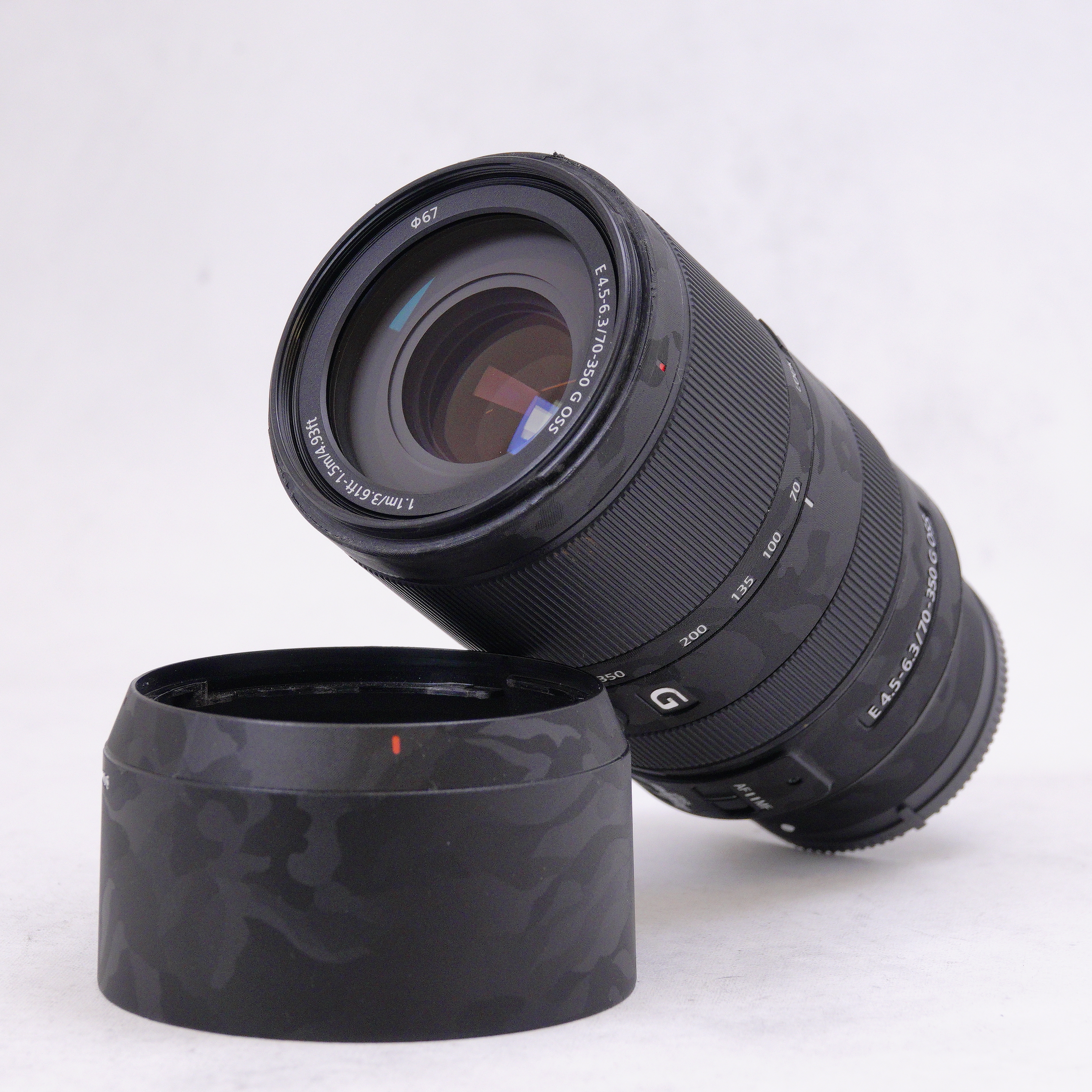 Sony E 70-350mm f/4.5-6.3 G OSS con Skin Protector - Usado 