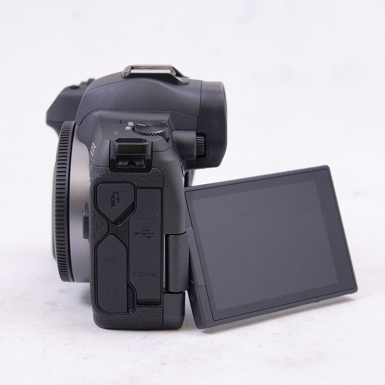 Canon EOS R más bolso de transporte y accesorios - Usado 8