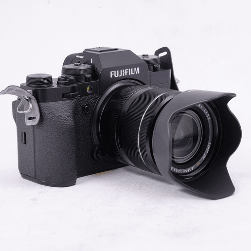 KIT Fujifilm X-T4 black con Lente XF 18-55MM F2.8-4 R LM OIS - Usado 3