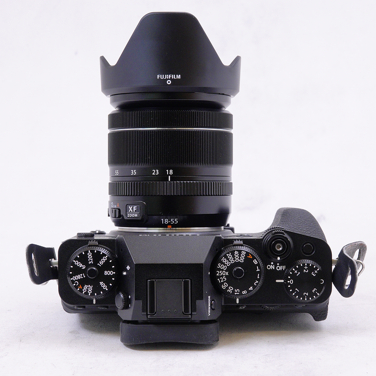 KIT Fujifilm X-T4 black con Lente XF 18-55MM F2.8-4 R LM OIS - Usado 10