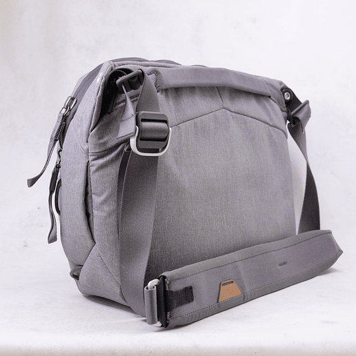 Peak Design Everyday Sling v2 (10L, Ash) - Usado 6