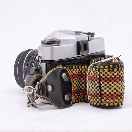 Leicaflex SL con lente Vivitar 28mm f2.8 y correa - Usado 6