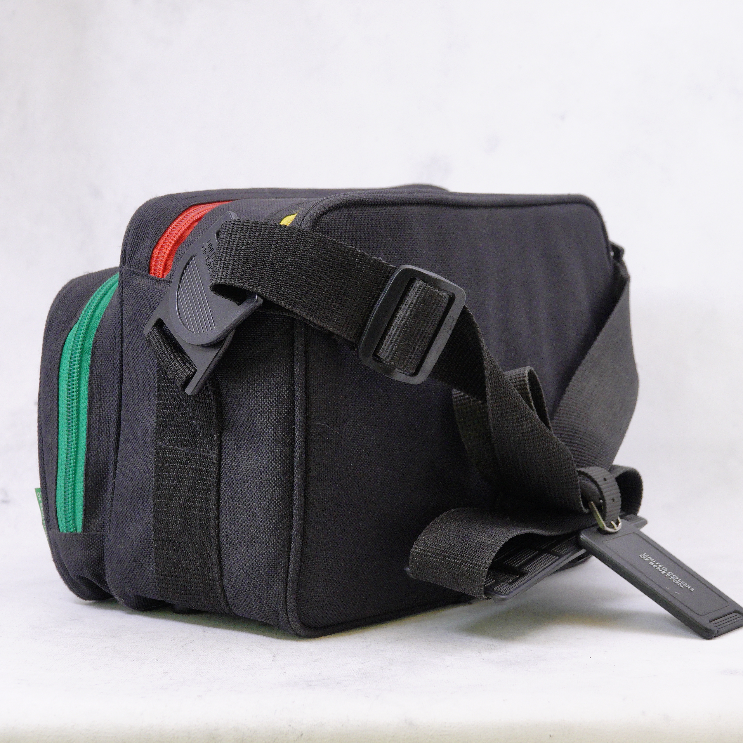 United Colors of Benetton bolso de viaje caso acolchado negro - Usado