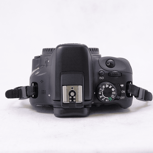 Canon EOS Rebel SL1 incluye bolso y accesorios - Usado 10