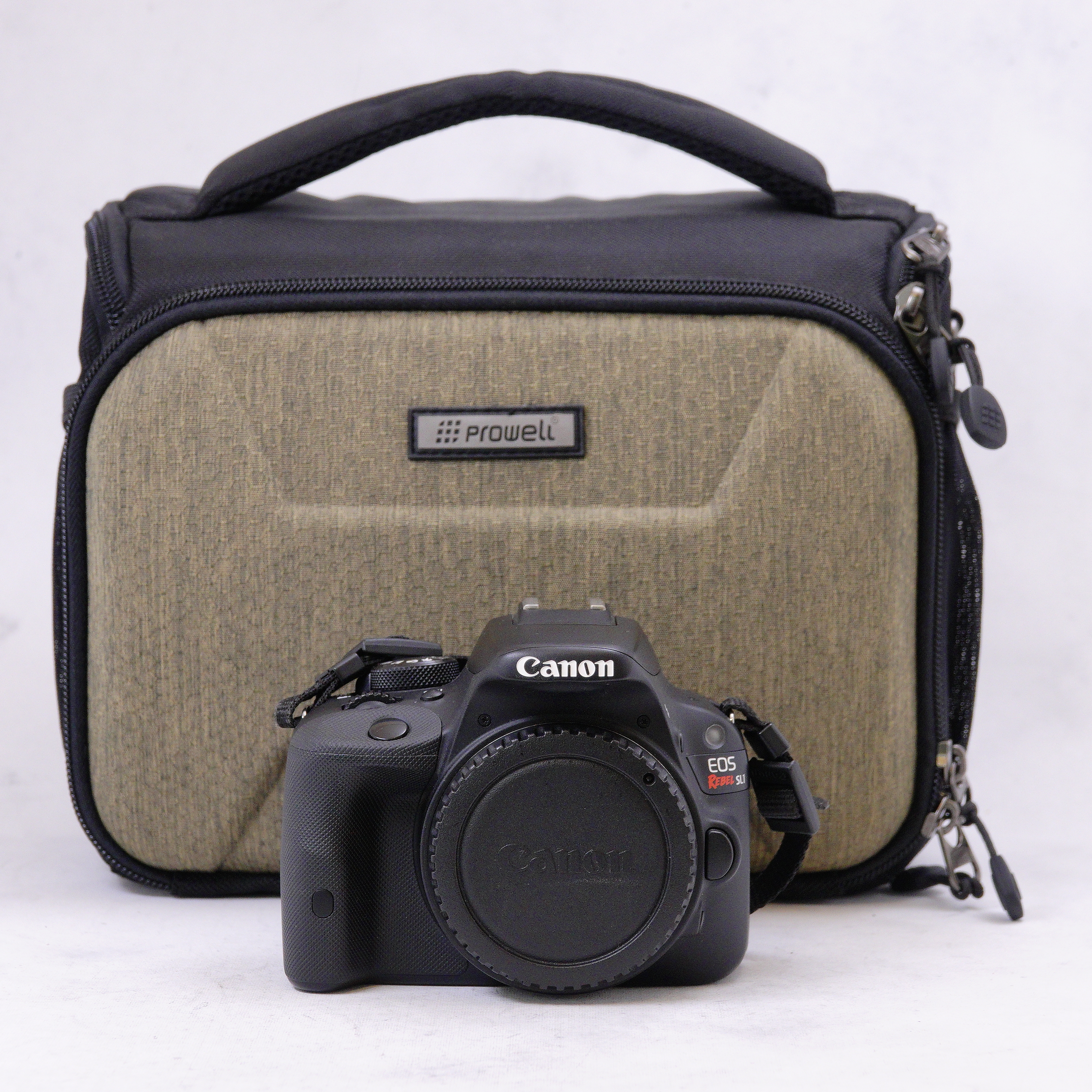 Canon EOS Rebel SL1 incluye bolso y accesorios - Usado