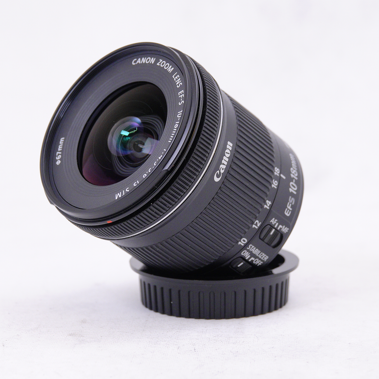 Lente Canon EF-S 10-18mm f/4.5-5.6 IS STM - Usado 3