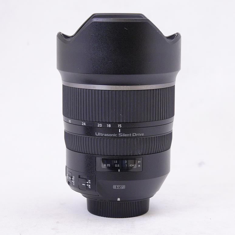 Tamron SP 15-30mm f/2.8 Di VC USD para Nikon F - Usado 2