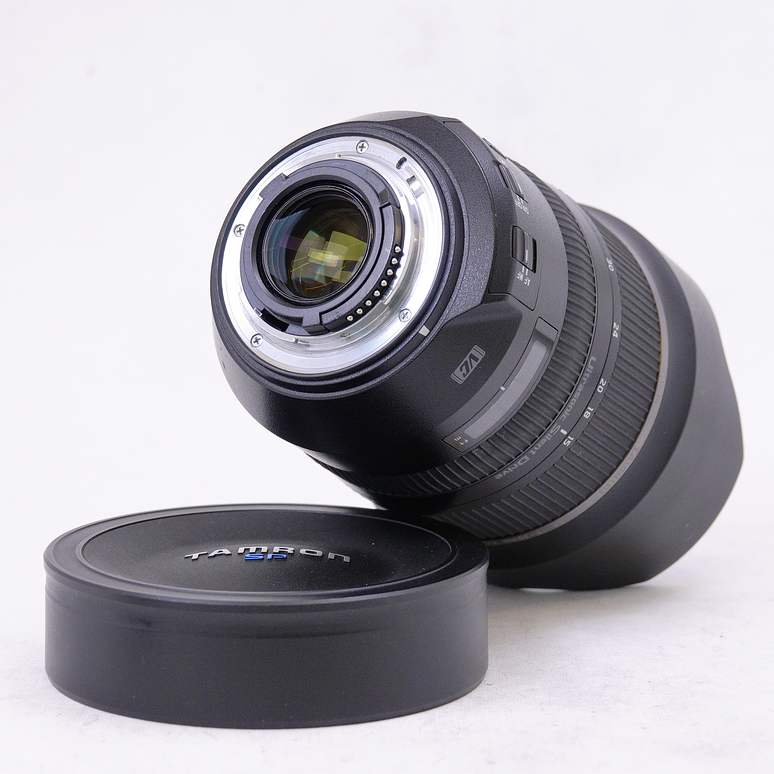 Tamron SP 15-30mm f/2.8 Di VC USD para Nikon F - Usado 4
