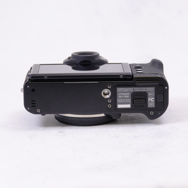 Fujifilm X-T30 en caja y con accesorios - Usado 11