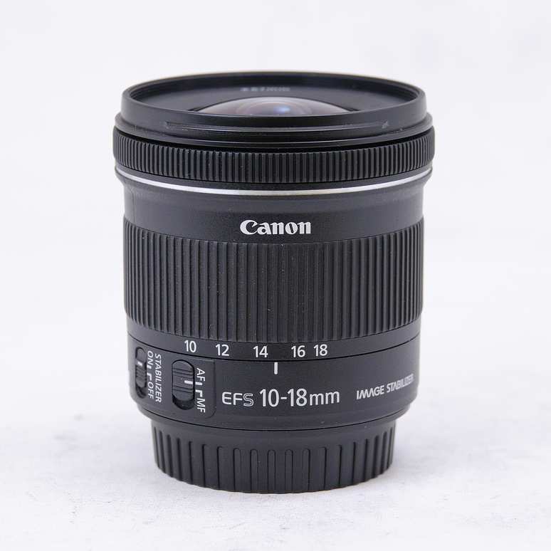 Lente Canon EF-S 10-18mm f4.5-5.6 IS STM - Usado 2