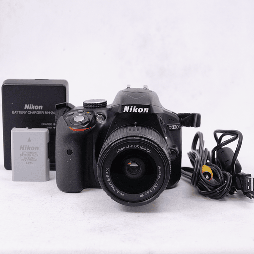 Nikon D3300 con Lente 18-55mm f3.5-5.6 G VR - Usado 12