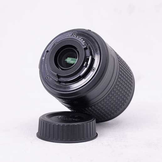 Nikon AF-S DX NIKKOR 55-200mm f/4-5.6G ED VR II - Usado 4