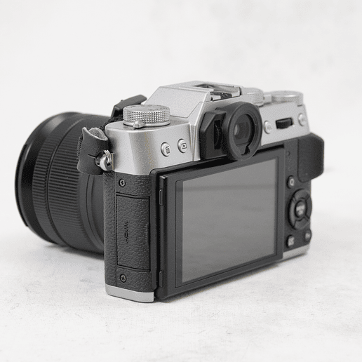Fujifilm X-T10 con Lente XC 16-50mm II + accesorios - Usado- 7