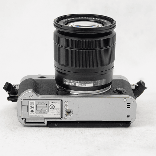 Fujifilm X-T10 con Lente XC 16-50mm II + accesorios - Usado- 11
