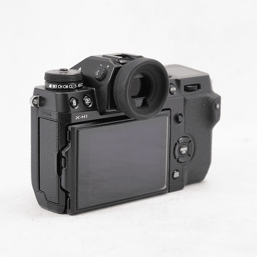 FUJIFILM X-H1 con Battery Grip Kit mas accesorios - Usado 8