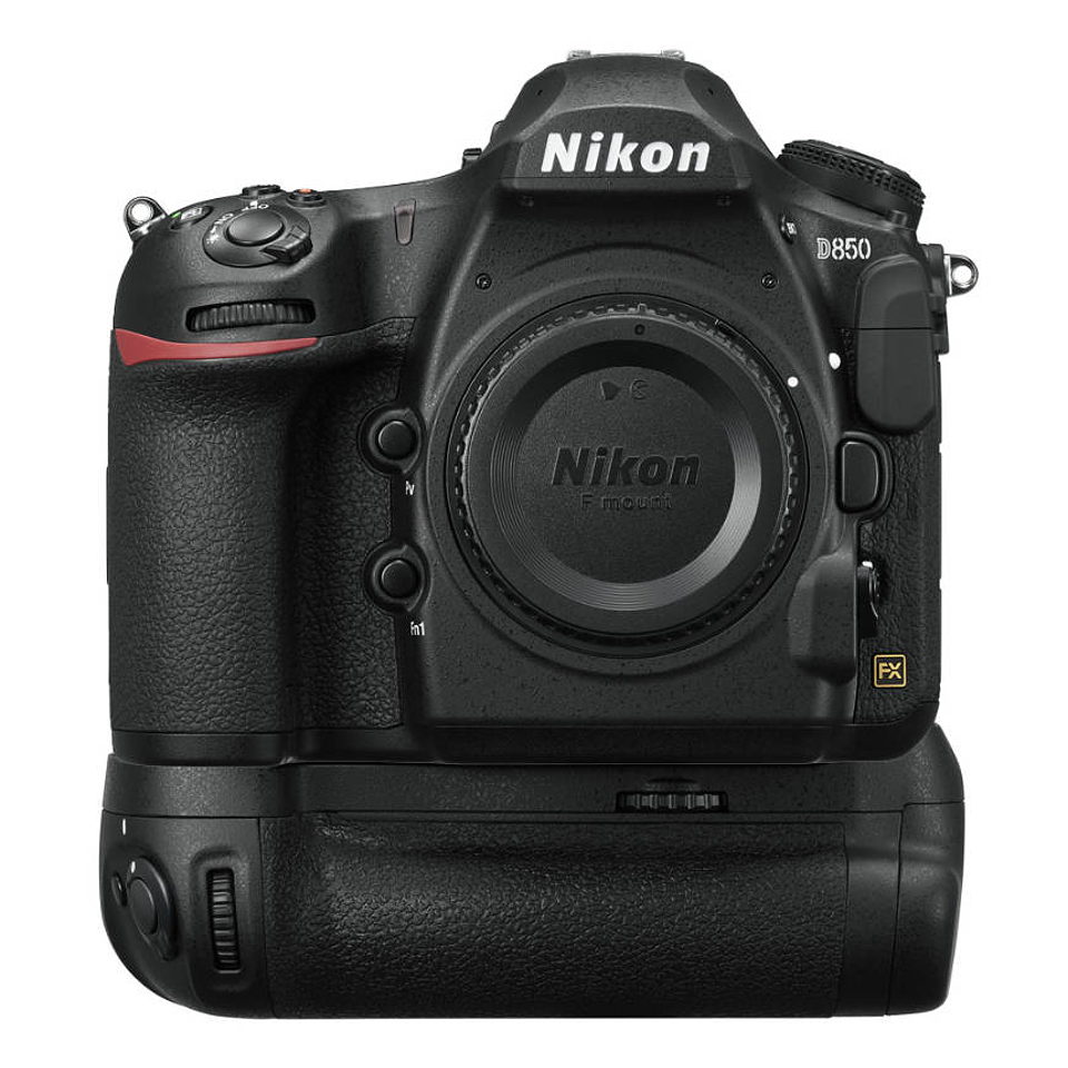 Nikon D850 DSLR con MB-D18 BATTERYGRIP y Kirk L-Bracket - Usado