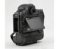 Nikon D850 DSLR con MB-D18 BATTERYGRIP y Kirk L-Bracket - Usado