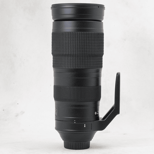 Nikon AF-S NIKKOR 200-500mm f/5.6E ED VR - Usado 7