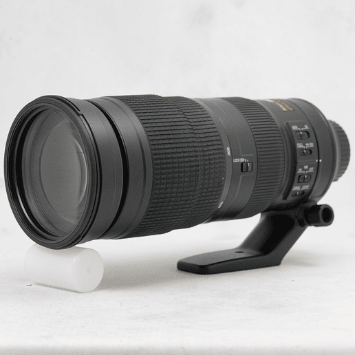 Nikon AF-S NIKKOR 200-500mm f/5.6E ED VR - Usado 3