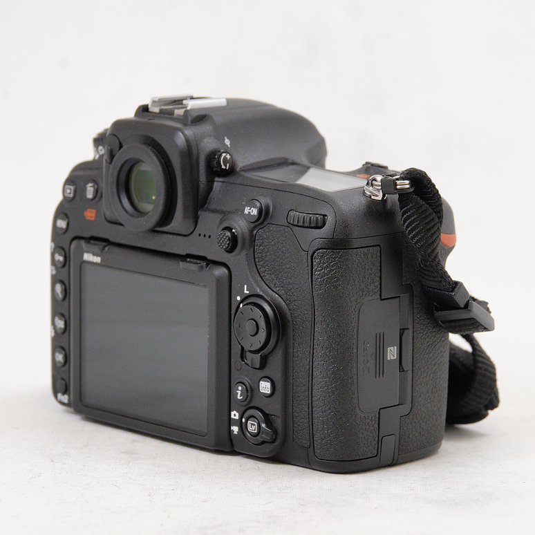 Nikon D500 DSLR - Usado 5