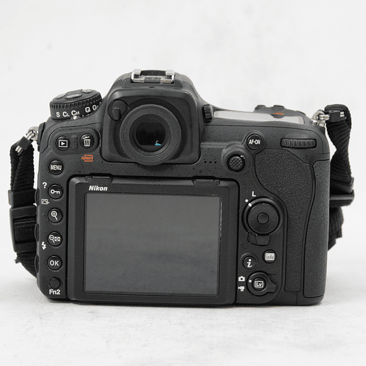 Nikon D500 DSLR - Usado 6
