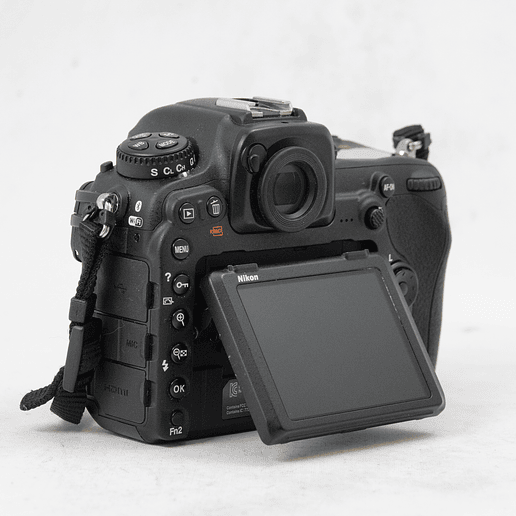 Nikon D500 DSLR - Usado 7