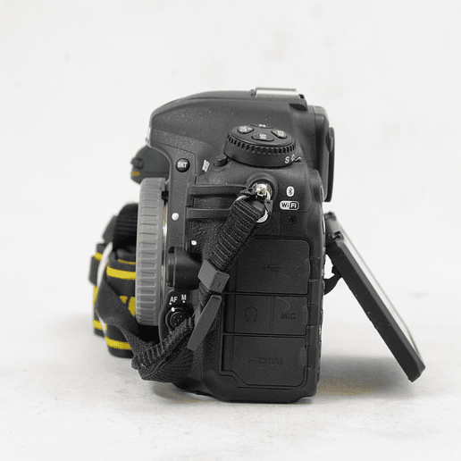 Nikon D500 DSLR - Usado 8