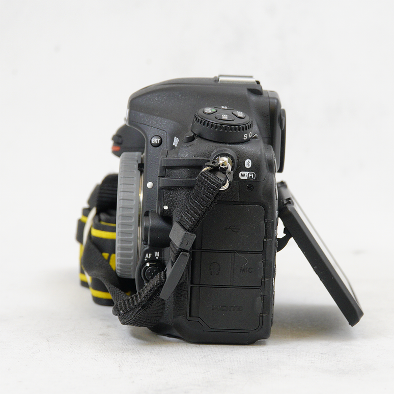 Nikon D500 DSLR - Usado 8