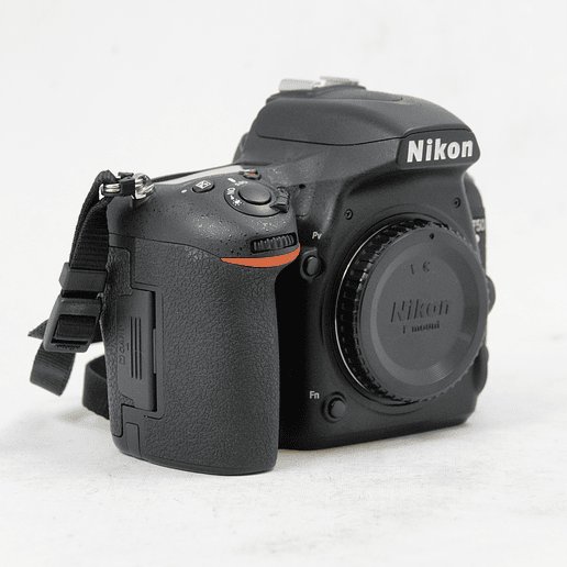 Nikon D750 DSLR - Usado 3