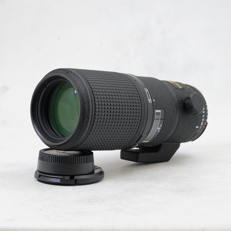 Nikon AF Micro-NIKKOR 200mm f/4D IF-ED - Usado 3