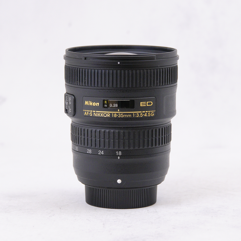 Nikon AF-S NIKKOR 18-35mm f/3.5-4.5G ED - Usado 2