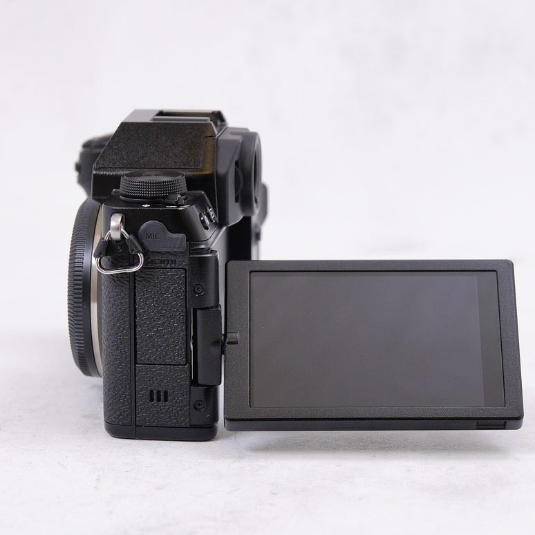 FUJIFILM X-S10 Mirrorless (Cuerpo) - Usado 8