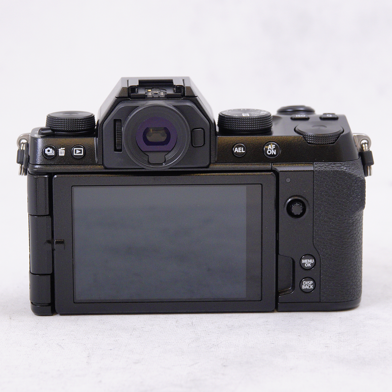 FUJIFILM X-S10 Mirrorless con accesorios- Usado 6