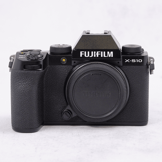 FUJIFILM X-S10 con accesorios - Usado 2